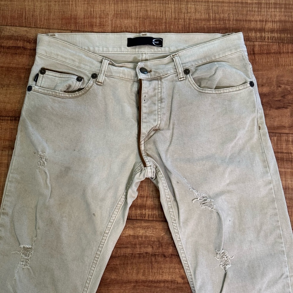 Just Cavalli Men's Beige Distressed Jeans - Picture 2 of 9
